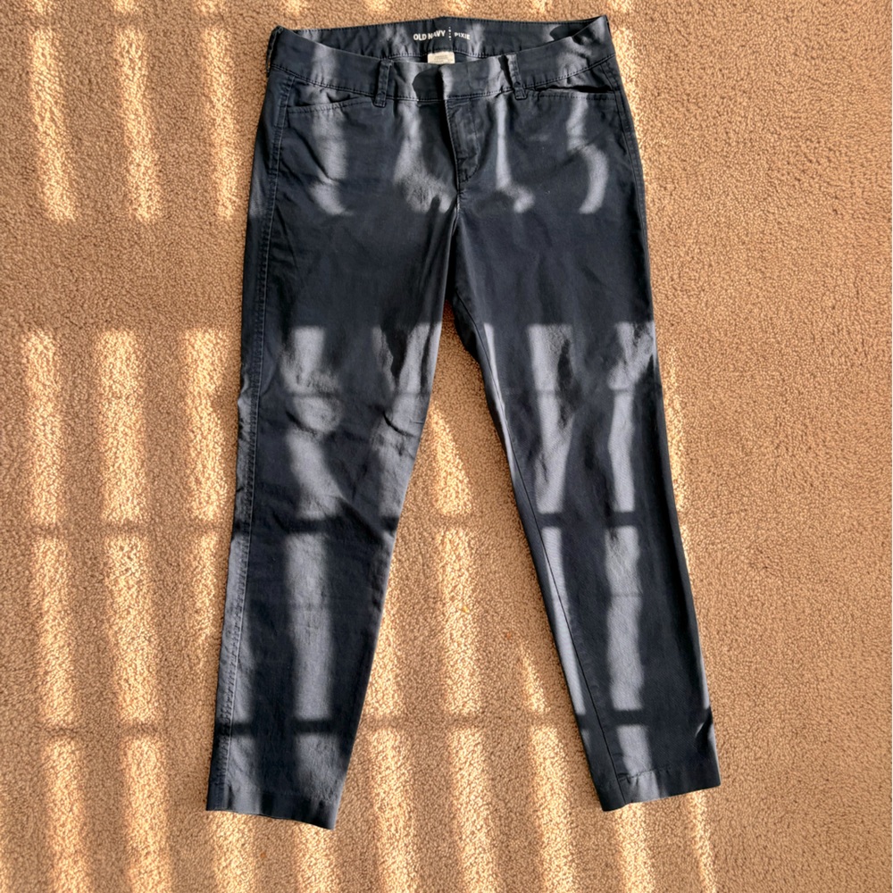 Old Navy Pixie Chino Pants